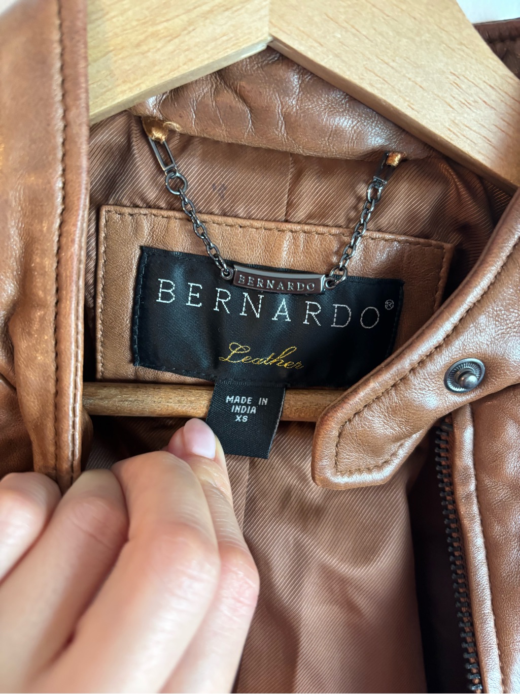 Bernardo 100% Genuine Leather Moto Jacket Cognac — image 2 of 4
